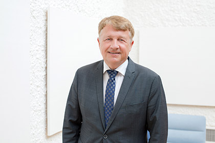 Prof. Dr. Utz Settmacher, President-Elect